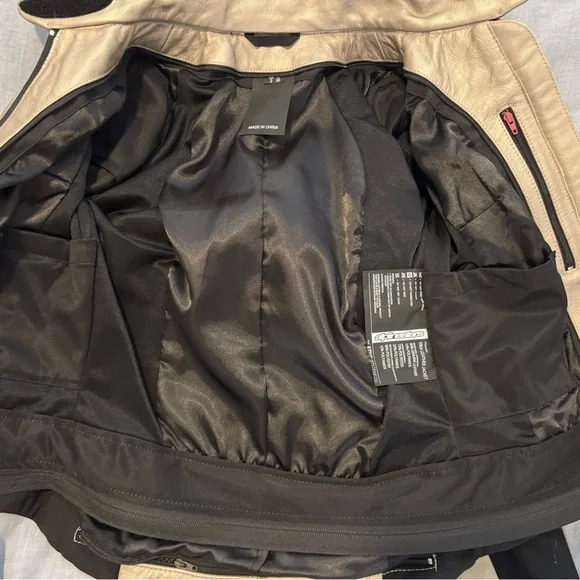 Alpinestars Stella Vika Leather Women’s Motorcycle Jacket - Picture 5 of 8